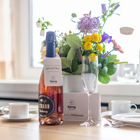 Haus Kaeptn Christiansen Strasse 17 *